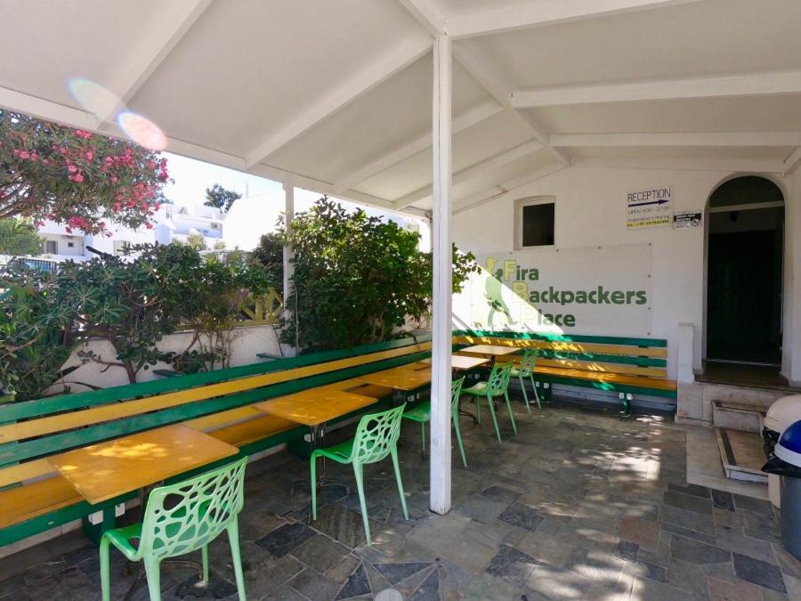 Fira Backpackers Place Esterno foto